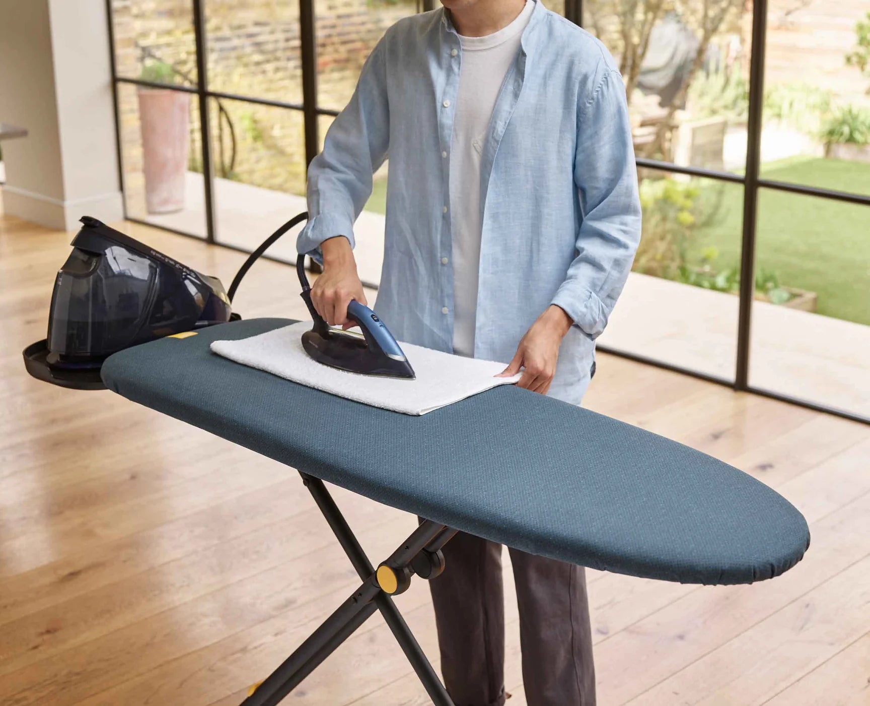 Glide Max Plus - Asse da stiro piegabile con fodera avanzata - Blue 135 cm