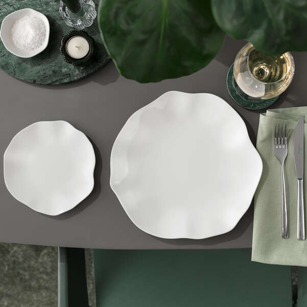 PURA Piatto piano bianco - 27,2 x 27,2 cm, Premium Bone Porcelain