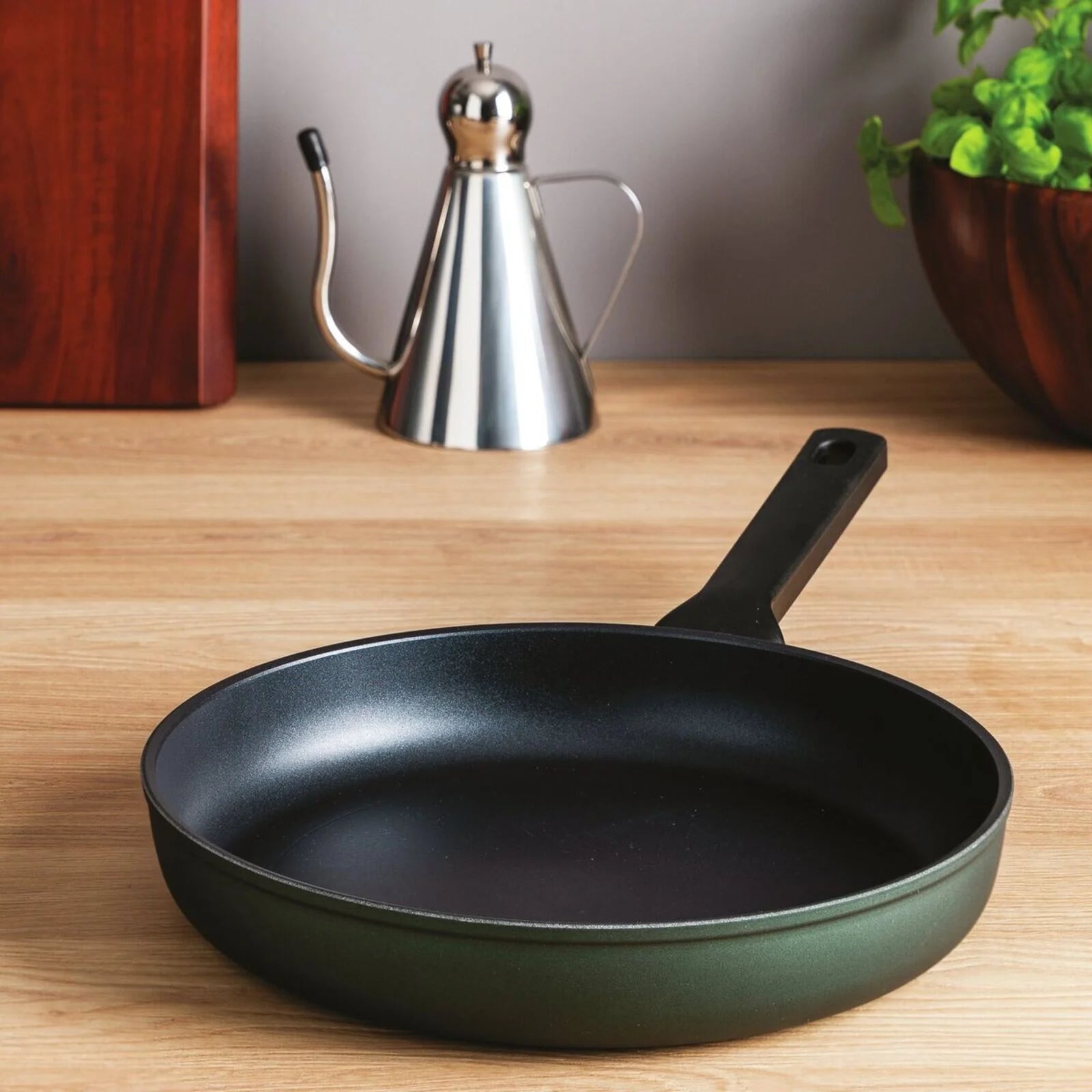TITAN PRO GREEN Padella in Alluminio 20 CM - Vrde Scuro