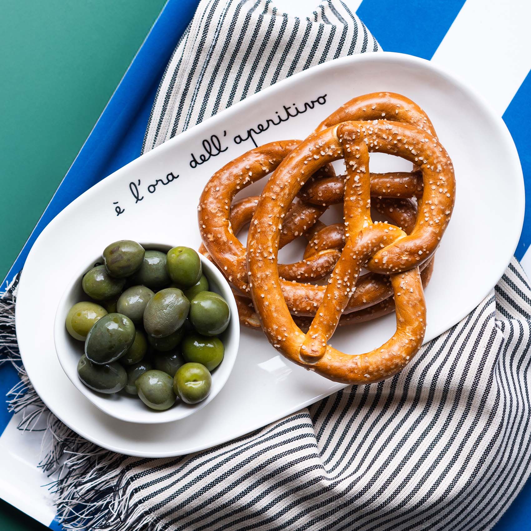 Insalatiera ovale "E' l'ora dell'aperitivo"