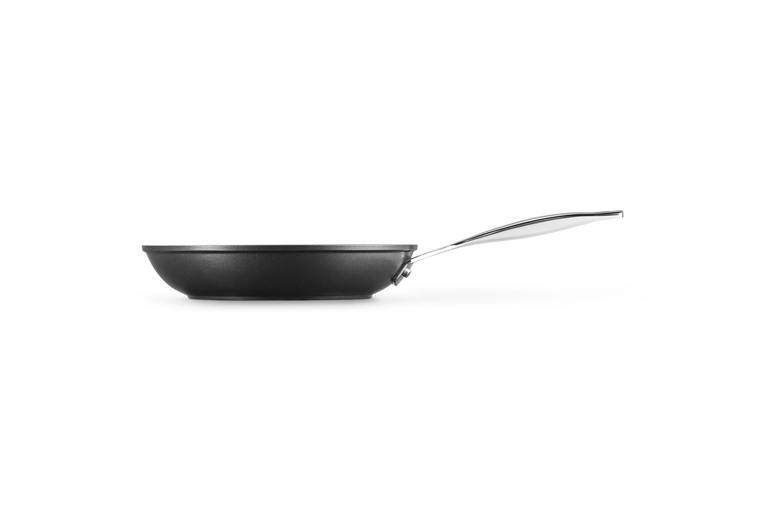 Padella bassa in alluminio antiaderente 22 cm