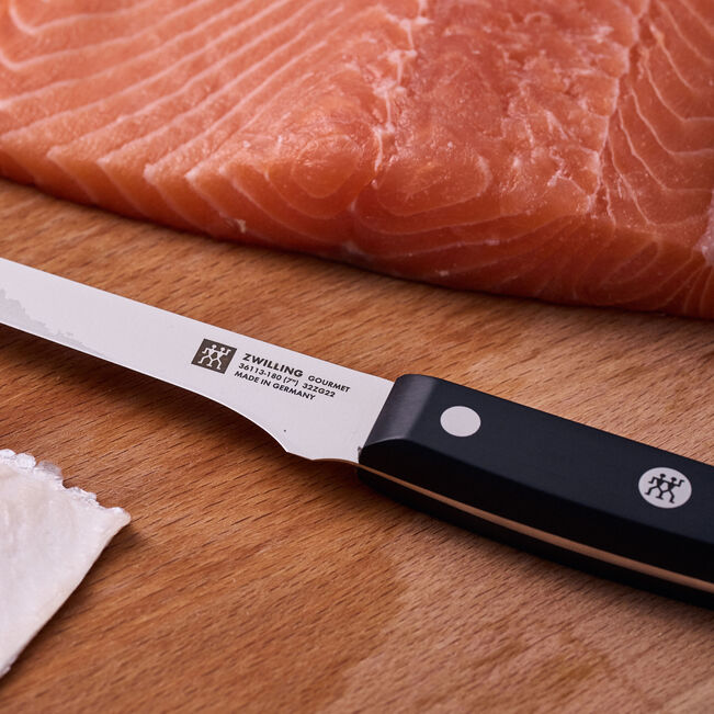 GOURMET Coltello per filettare liscio - 18 cm