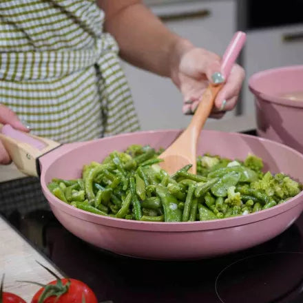 L'Incredibile padella 24 cm con manico rimovibile - color rosa cipria