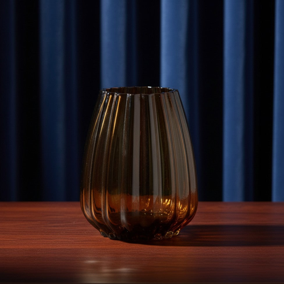 Ivv Oyster Vaso Medio In Vetro Ambra H.20.5 Cm.