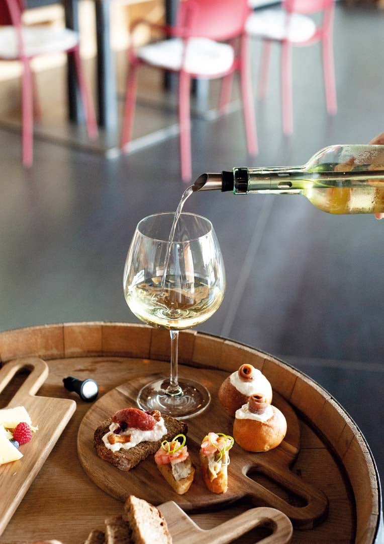 Stick raffredda vino con tappo ermetico e beccuccio versatore in Acciaio inox