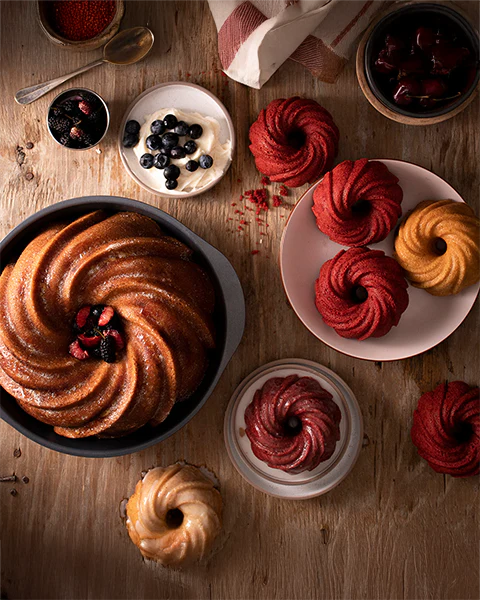 Nordic Ware Stampo Swirl Bundt