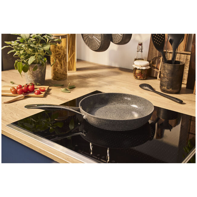 Salina Padella, 32 cm, alluminio, Rivestimento antiaderente base Titanio