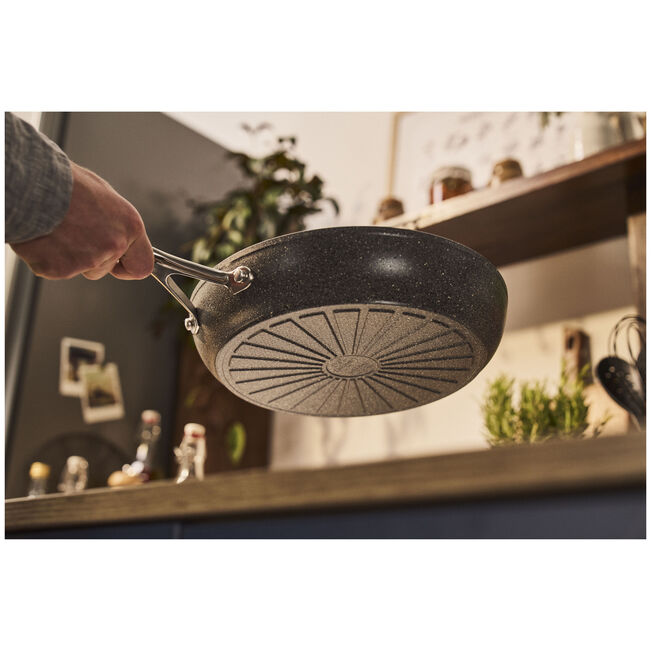 Salina Padella, 32 cm, alluminio, Rivestimento antiaderente base Titanio