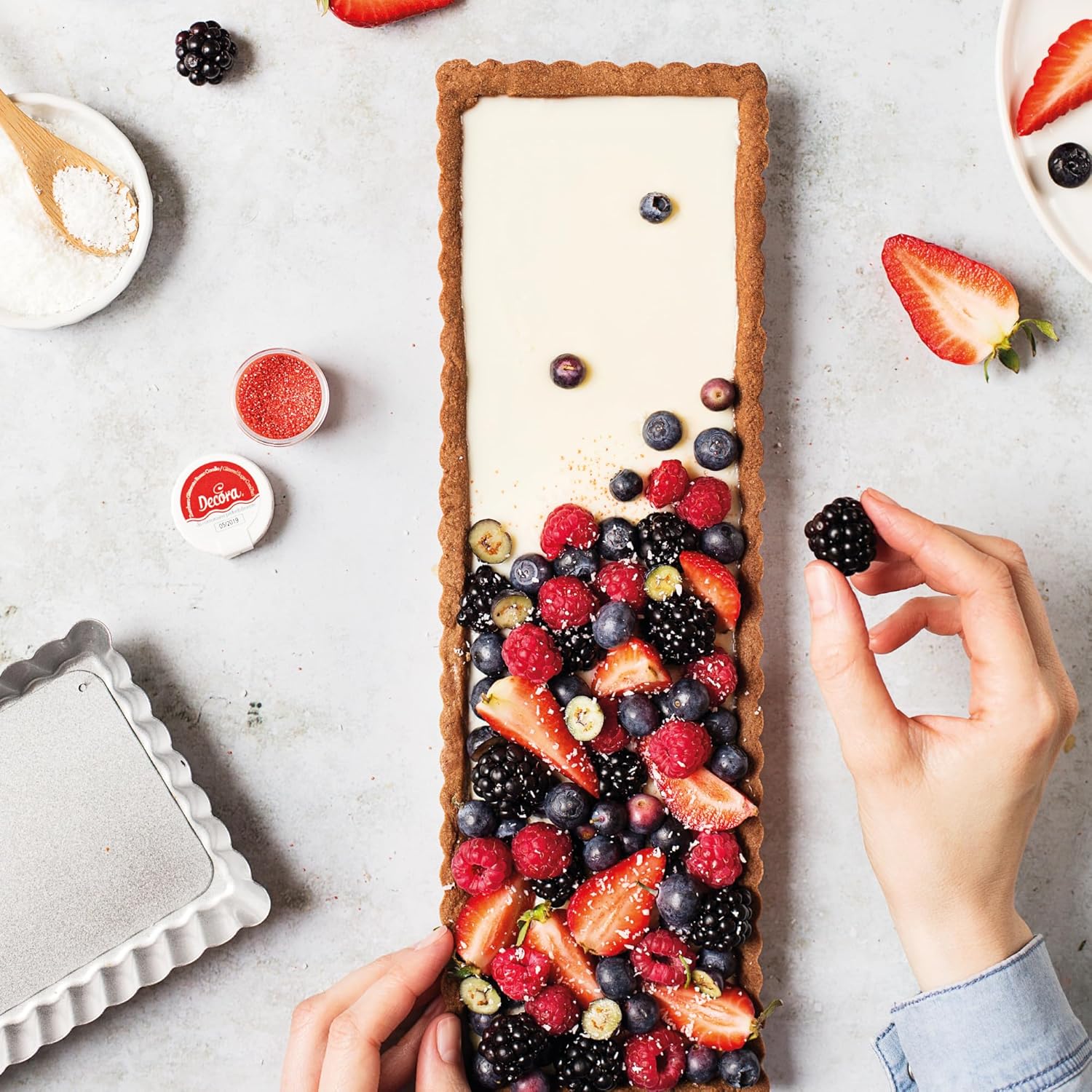 Stampo crostata con fondo mobile rettangolare stretto