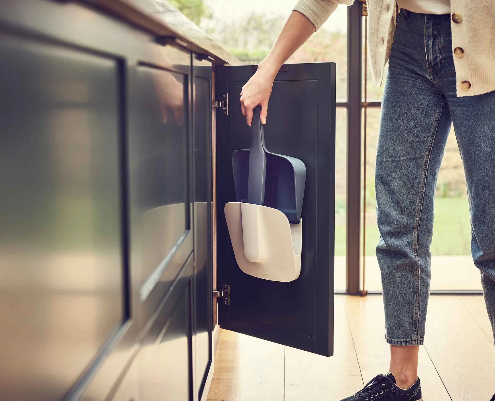 Paletta e spazzola a muro CleanStore Blue