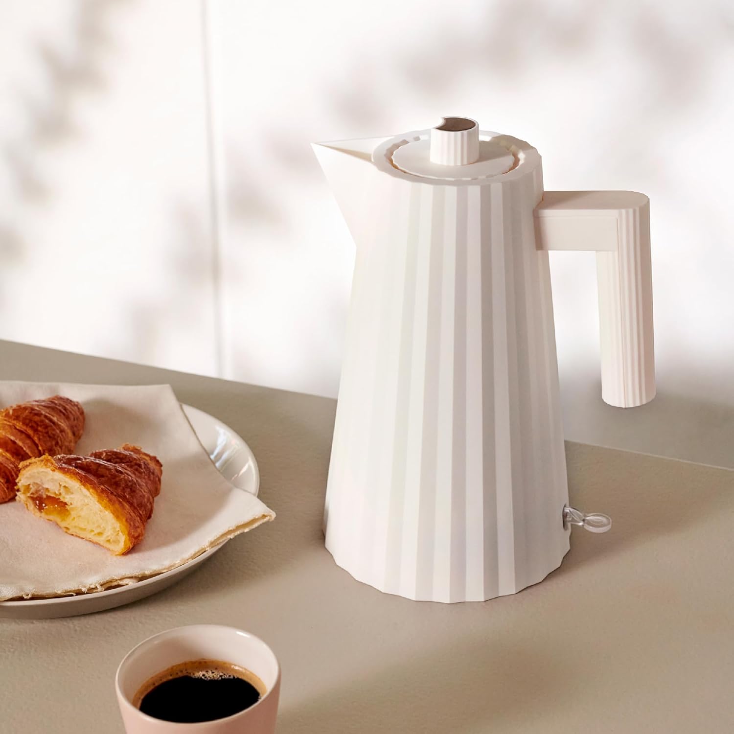 PLISSE' Bollitore elettrico, Spina europea - Bianco 170 cl