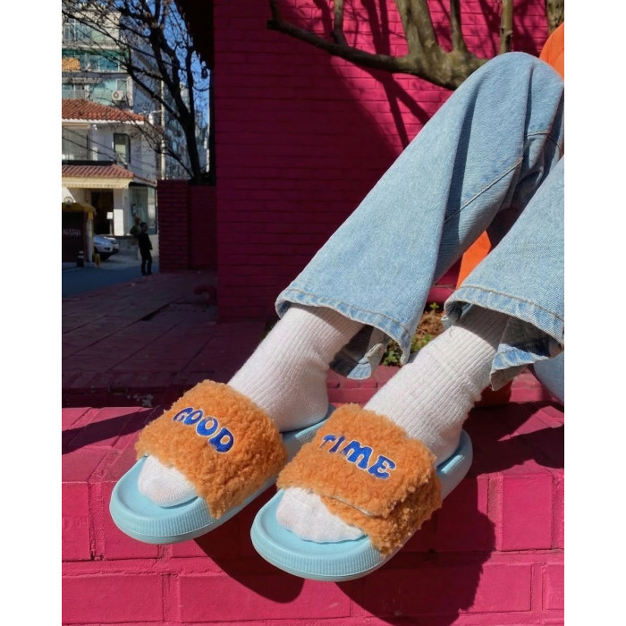 Ciabatte con strap. Decoro GOOD TIME. Taglia M/L.