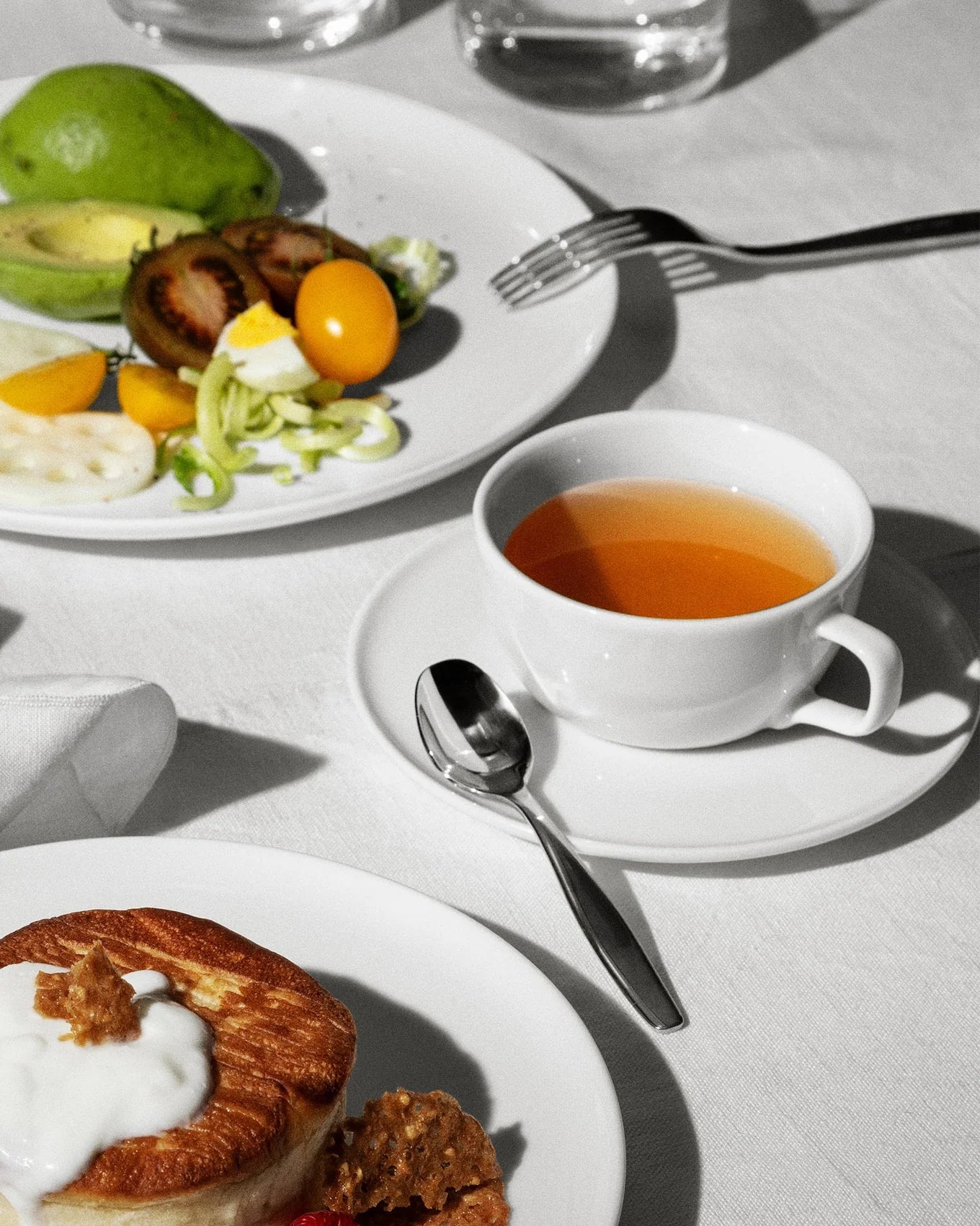 Itsumo - set di una tazza da tè con sottotazza