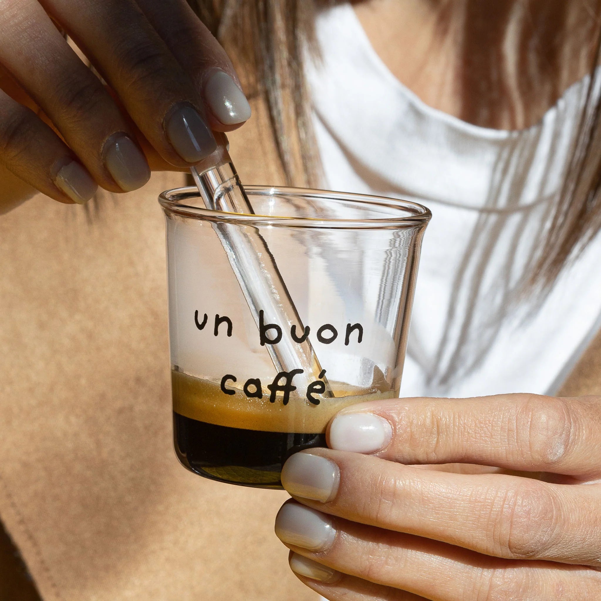 Set IN Vetro 4 bicchierini espresso " Un Buon Caffè " - in nero