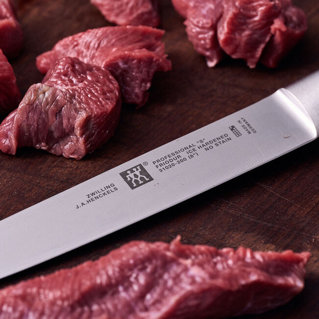 Professional S Coltello da carne liscio - 20 cm