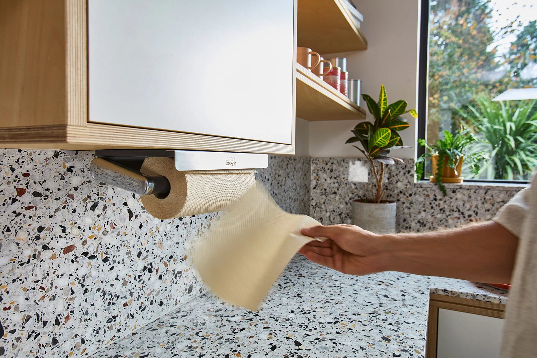 RollGrip - Porta rotolo da cucina sottopiano / Acciaio Inox