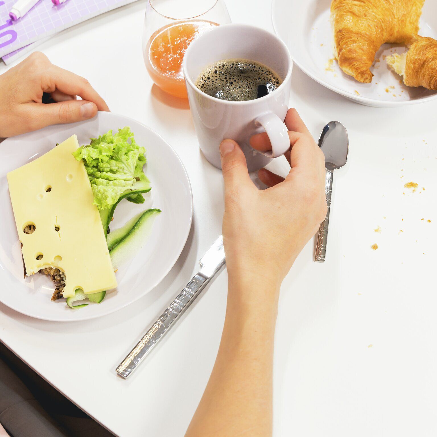 Tric Lilac Cloud, Piatto piano con falda 18 cm