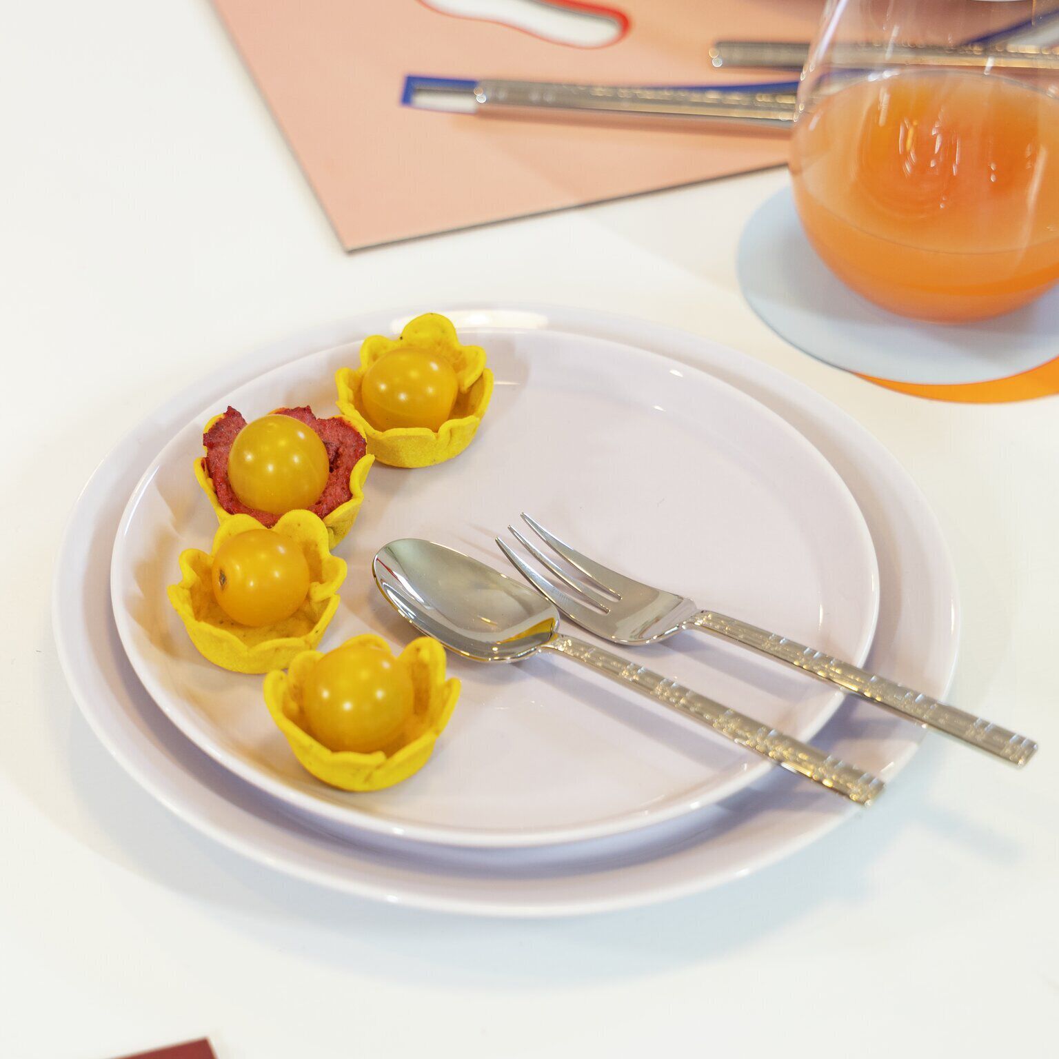 Tric Lilac Cloud, Piatto piano con falda 27 cm